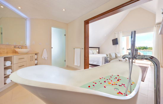 Villa Infinity Master bedroom Mauritius